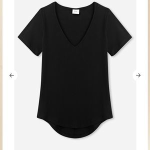 Kotn Relaxed fit v neck